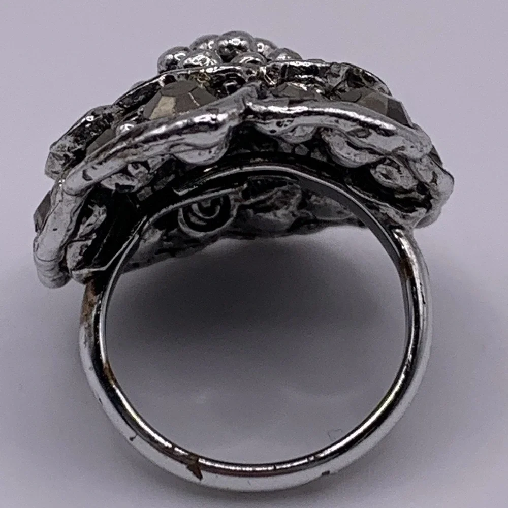 Vintage Hollycraft Ring Smoky Rhinestone Gunmetal Tone Floral Adjust 6.5 Plus